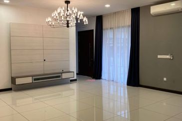 Tiana Elmina Gardens