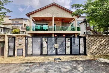 Bandar Tun Hussein Onn