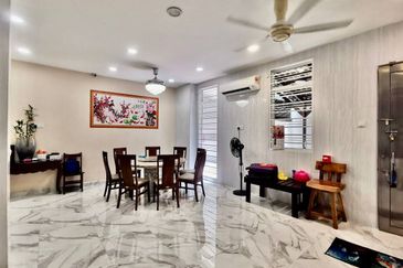 Bandar Tun Hussein Onn