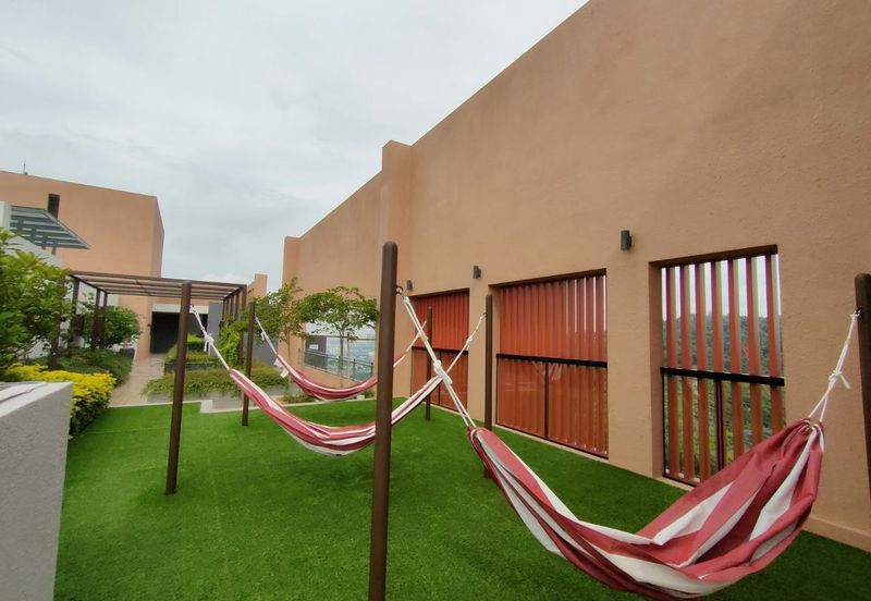 Lakefront Condominium | Emerald Hills @ Alam Damai