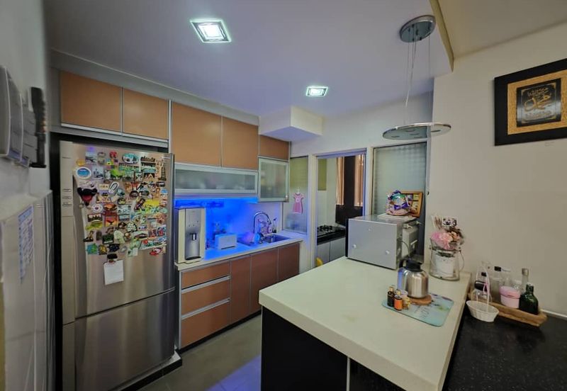 Villa Park Condominium