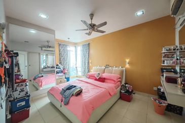 Villa Park Condominium