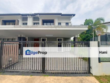 End Lot Double Storey Terrace House Denai Alam Seksyen U16 Shah Alam, Selangor, Shah Alam