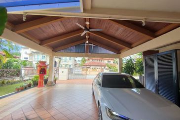 Bandar Tun Hussein Onn