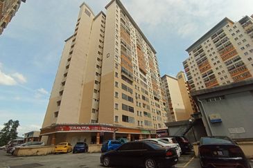 Residensi Bistaria, Ukay Bistari