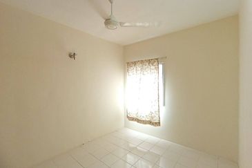 Residensi Bistaria, Ukay Bistari