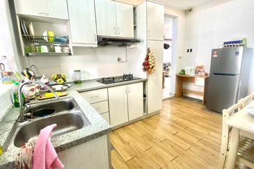 Corner Lot Double Storey Terrace House Bandar Sungai Long