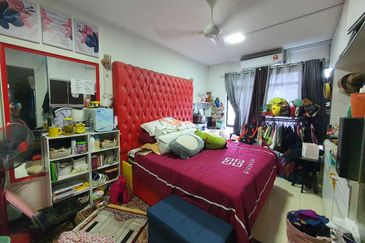 Royal Domain Sri Putramas II