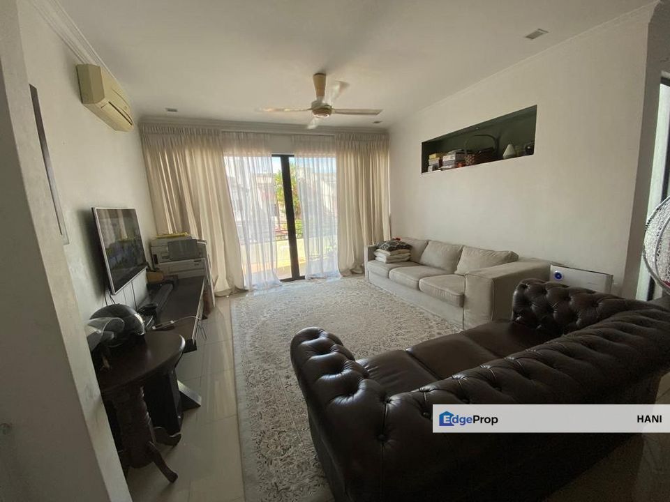 Double Storey Zero Lot Bungalow Taman Wangsa Ukay Ampang, Selangor, Ampang