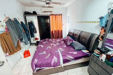 Residensi Bistaria, Ukay Bistari