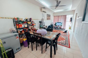 Residensi Bistaria, Ukay Bistari