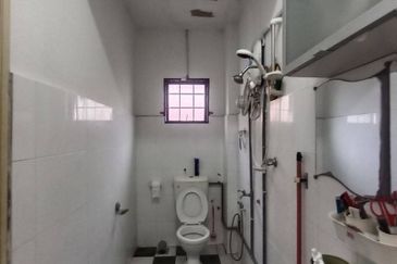 End Lot Double Storey Terrace House Saujana Damansara, Damansara Damai