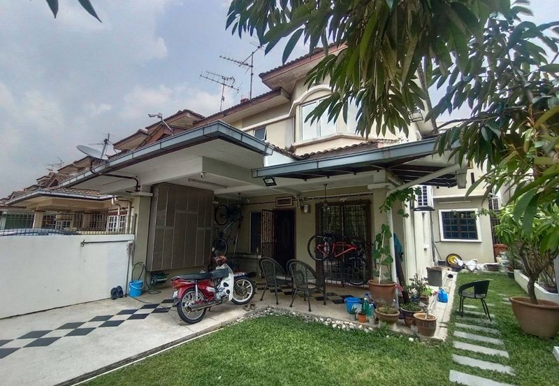 End Lot Double Storey Terrace House Saujana Damansara, Damansara Damai