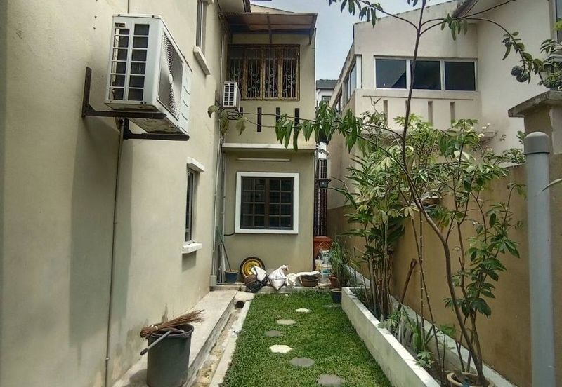 End Lot Double Storey Terrace House Saujana Damansara, Damansara Damai
