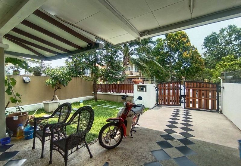 End Lot Double Storey Terrace House Saujana Damansara, Damansara Damai