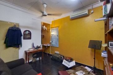 End Lot Double Storey Terrace House Saujana Damansara, Damansara Damai