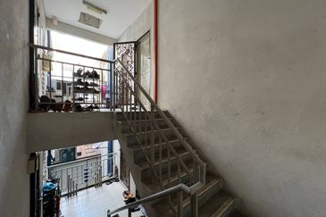 Apartment Teratai, Taman Sutera