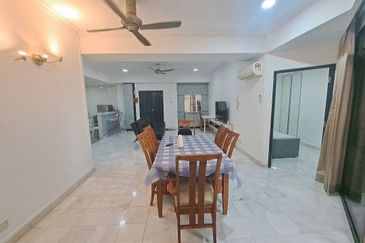 Villa Puteri Condominium