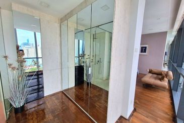 The Capers Sentul East