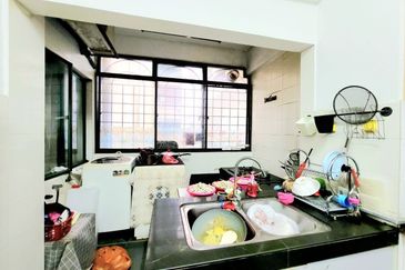 Emerald Hill, Taman Bukit Indah