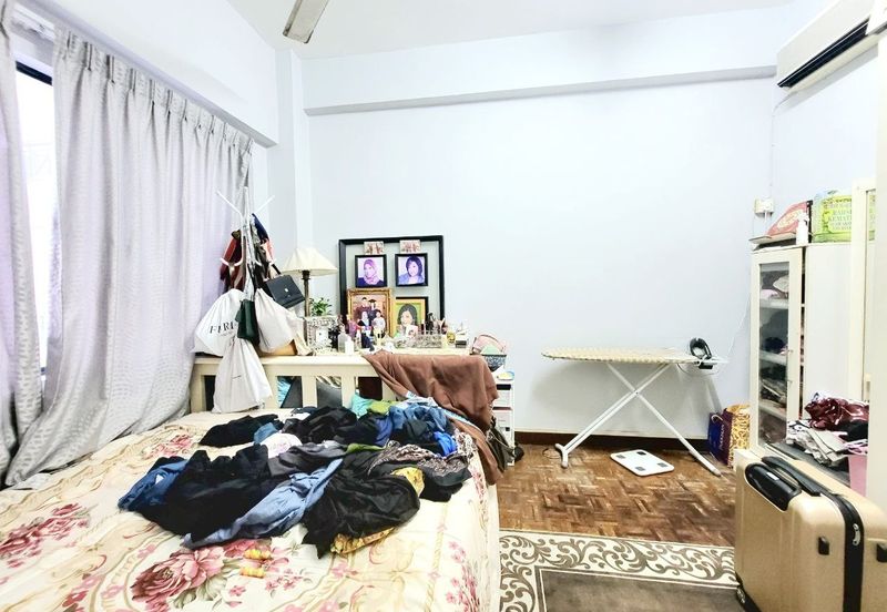 Emerald Hill, Taman Bukit Indah