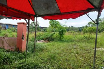 1.6 Ekar Tanah Komersial Freehold di Batu 9¼ Cheras — Hanya 400m ke MRT Sri Raya