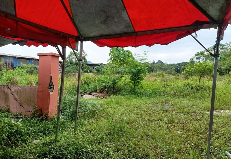 1.6 Ekar Tanah Komersial Freehold di Batu 9¼ Cheras — Hanya 400m ke MRT Sri Raya