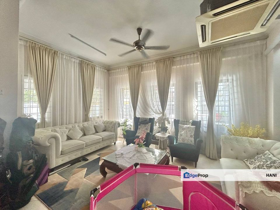 Renovated 2.5 Storey Semi-D at Damai Kasih, Alam Damai Cheras KL – Facing Open | Extended | Spacious, Kuala Lumpur, Cheras