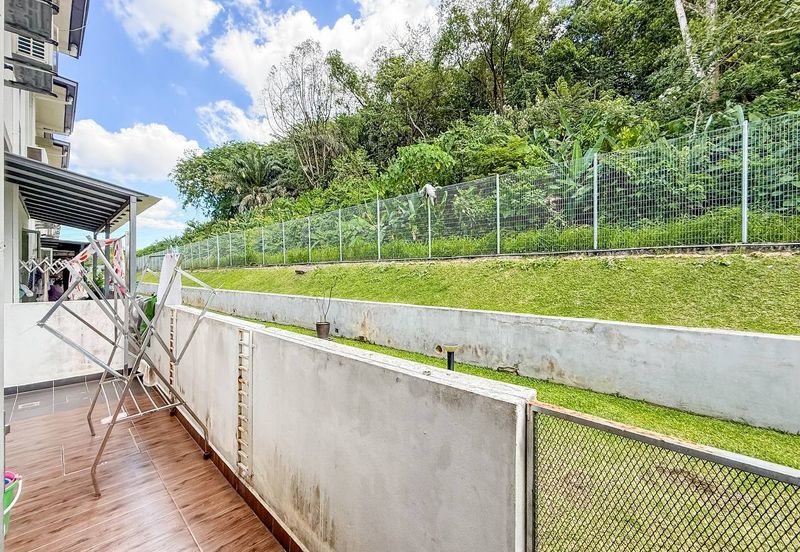 Parkfield Residences, Tropicana Heights