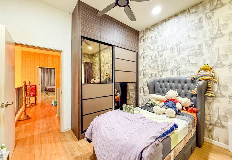 Parkfield Residences, Tropicana Heights