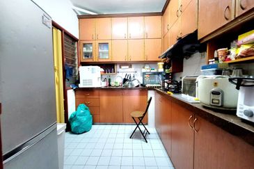 Emerald Hill, Taman Bukit Indah