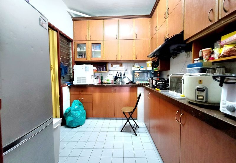 Emerald Hill, Taman Bukit Indah