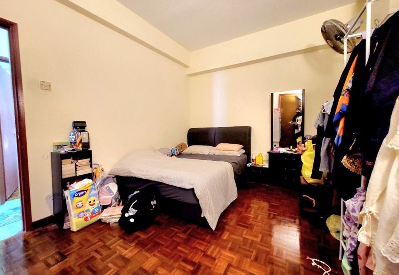 Emerald Hill, Taman Bukit Indah