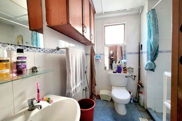 Emerald Hill, Taman Bukit Indah