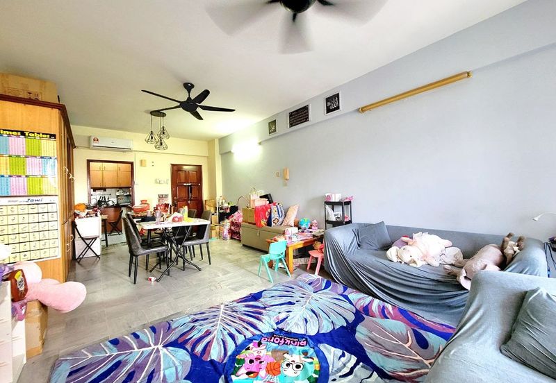 Emerald Hill, Taman Bukit Indah