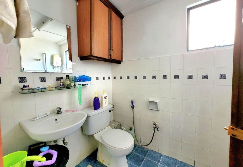 Emerald Hill, Taman Bukit Indah