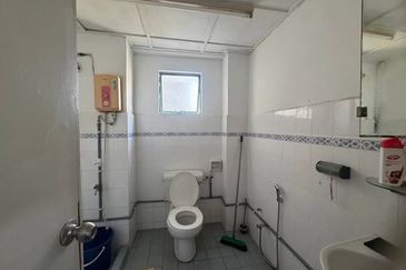 Emerald Hill, Taman Bukit Indah