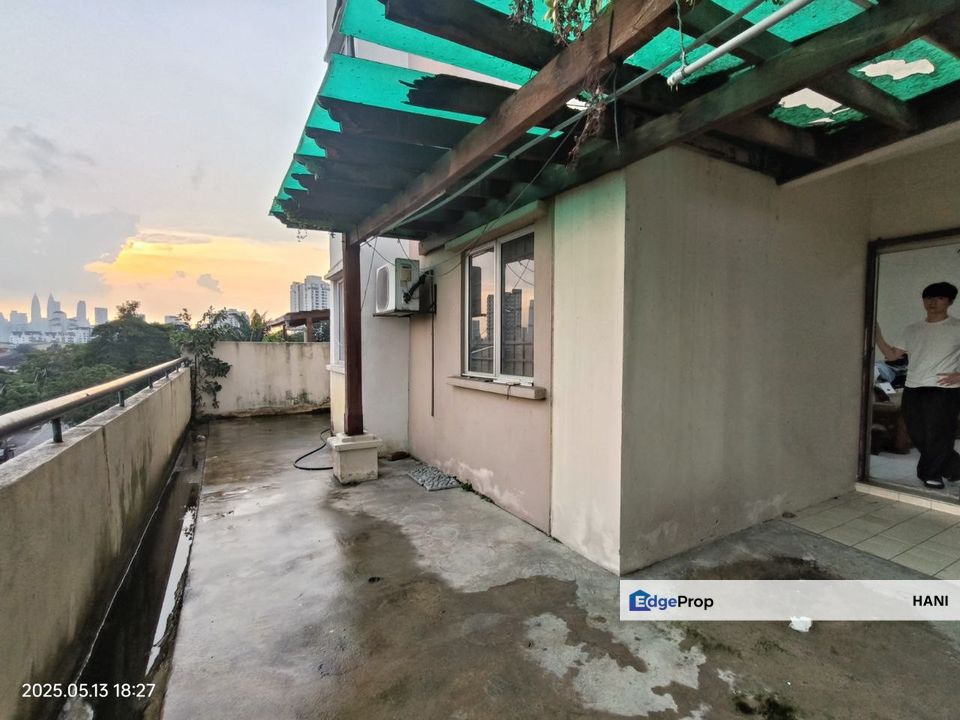 Private Terrace! 4R Sri Ampang Mas Condo with 2 Car Parks | Near Amenities | RM430K, Selangor, Ampang