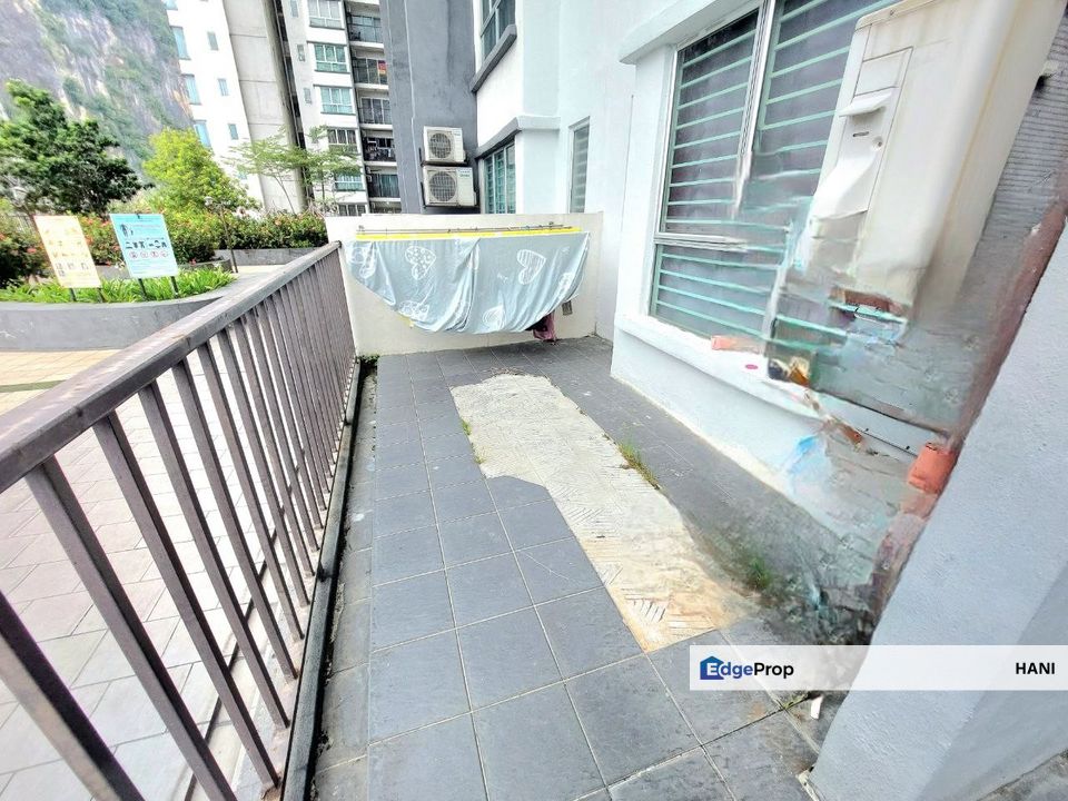 Fully Furnished | Freehold AMARA Service Residences with 3 Car Parks, Batu Caves, Selangor, Batu Caves 