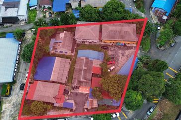 Kampung Sungai Penchala