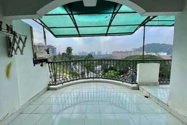 Sri Kinabalu Condominium