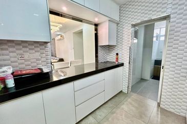 Royal Domain Sri Putramas II