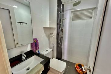 Royal Domain Sri Putramas II