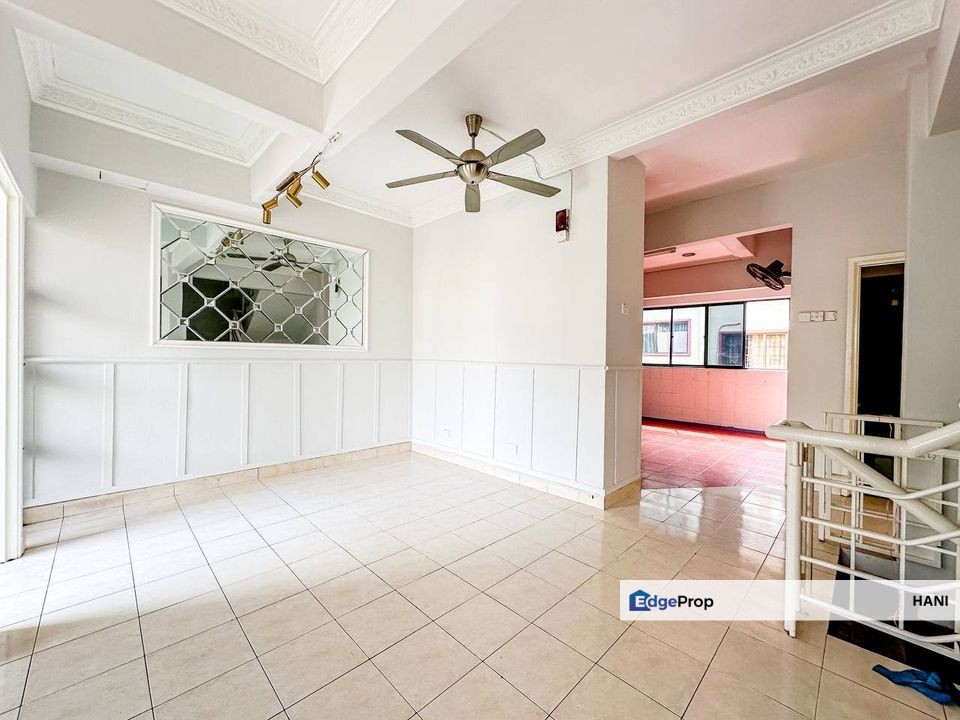 Townhouse Villa Laman Tasik Bandar Sri Permaisuri – Refurbished, Strata Ready RM600k, Kuala Lumpur, Cheras