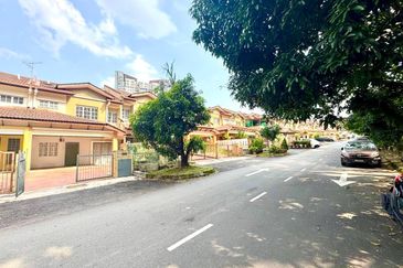 Jalan Suakasih @ Tun Hussein Onn