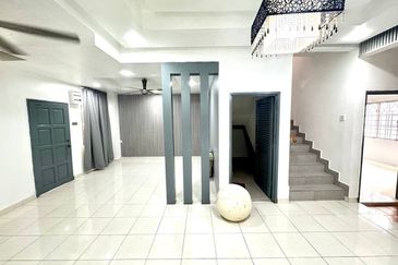 Jalan Suakasih @ Tun Hussein Onn