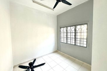 Jalan Suakasih @ Tun Hussein Onn