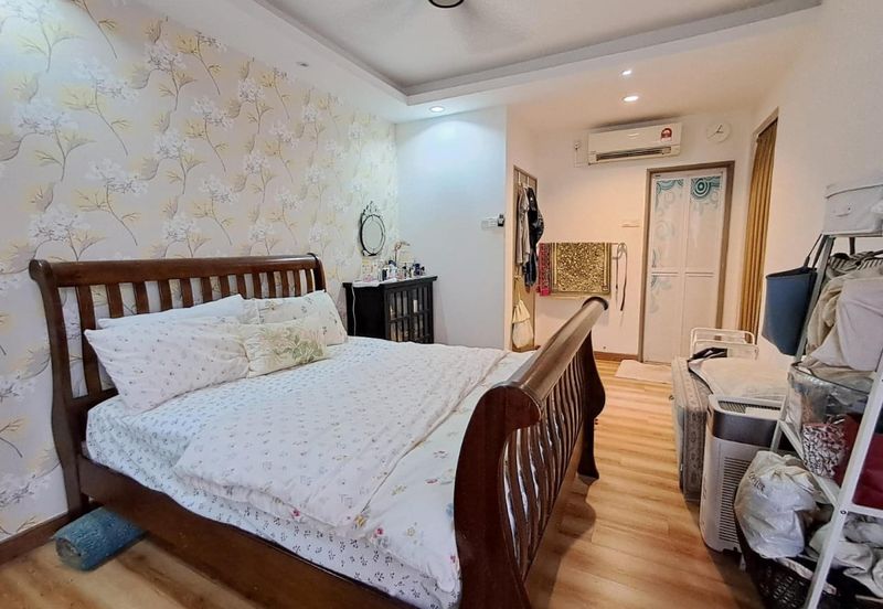 Laman Tasik Condominium