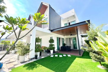 Ebonylane @ Eco Forest