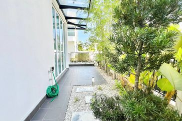 Ebonylane @ Eco Forest